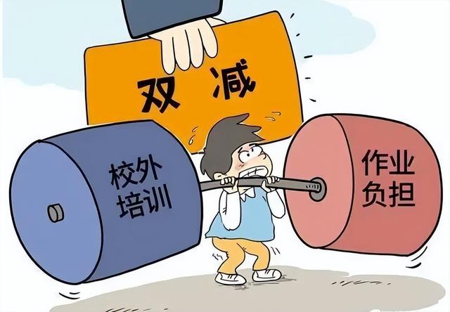 获得央视奖项仅5个月，董宇辉再亮新身份，原来他还有一张好牌