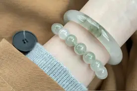 天山翠手镯是翡翠的平替，千万不要买贵了，这些避雷指南你要知道图片