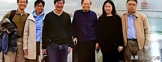 杨振宁去世仅3天，令人担忧的事发生了，原来翁帆一个字都没说错