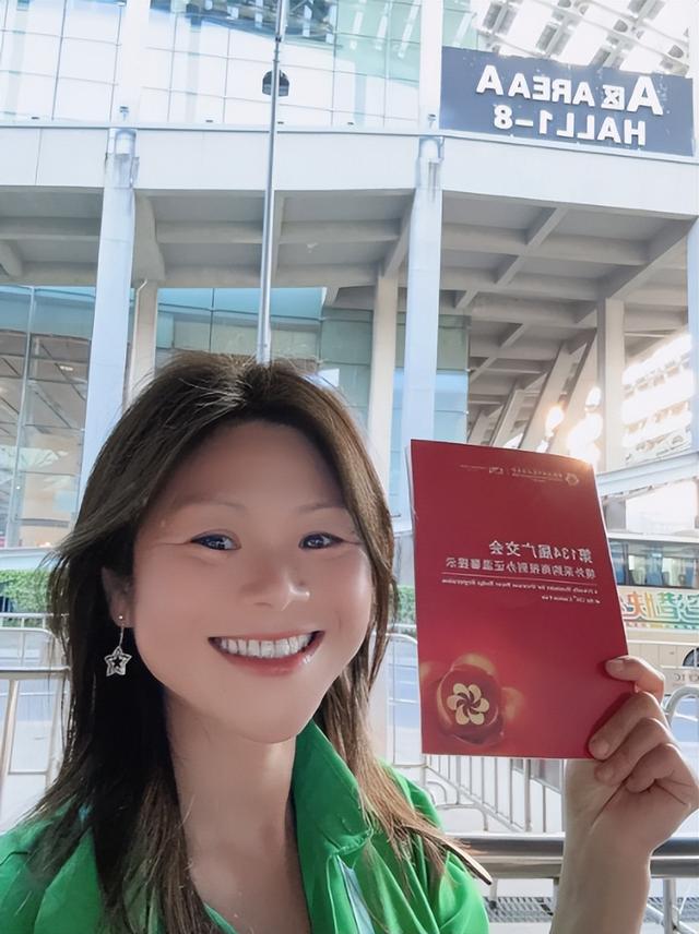 越扒越有！上海闹事网球姐生活奢靡，前男友也不一般，邻居曝更多
