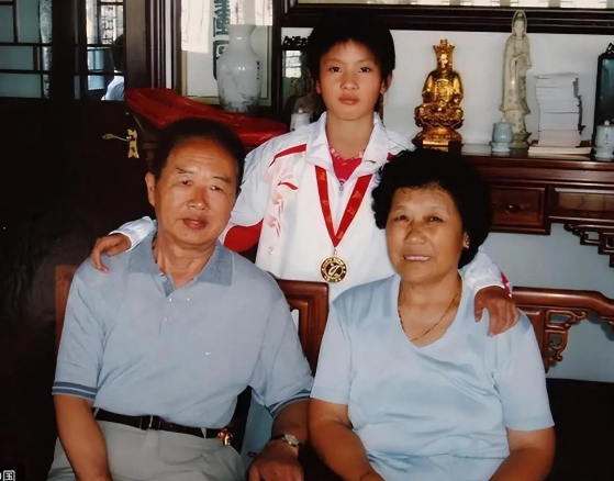 全红婵没想到，退役9年的陈若琳再破天花板，令所有人刮目相看