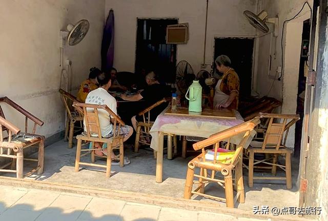 成都龙泉山下，又一古场镇，古朴原始让人醉，不少人慕名前往！