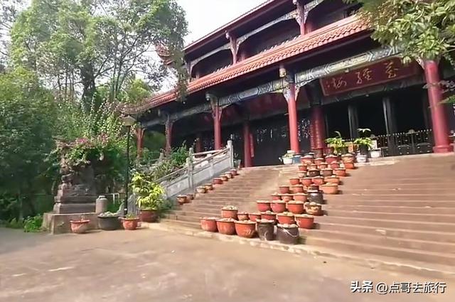四川德阳最不可低估的寺庙，蕴含皇家气度，清幽静谧，公交直达！