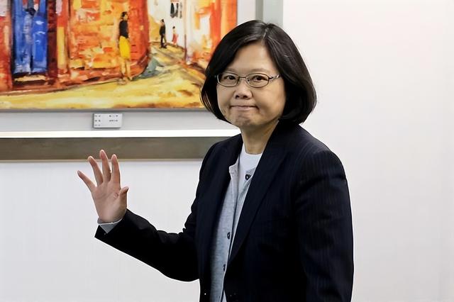 沉默5天后，蔡英文发话了，台北全城已警戒，国民党揪出罪恶根源