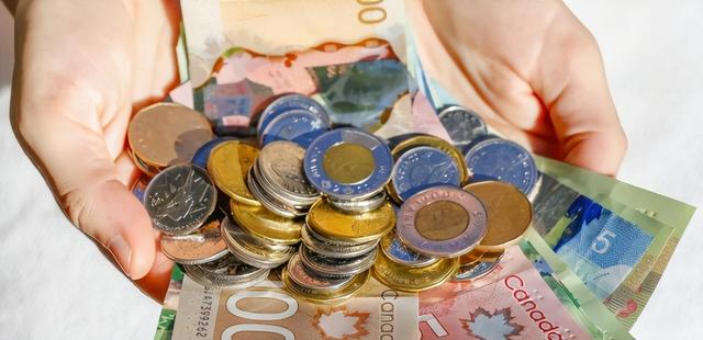 中国持续囤积黄金，美元主导地位出现裂缝，世界正在悄悄换规则