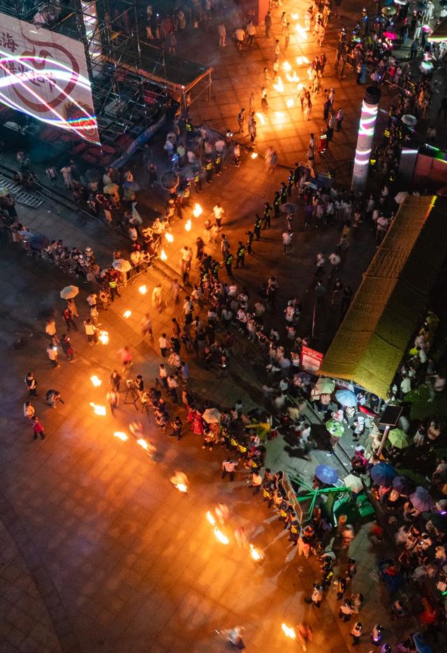 贵州水城：彝族火把节狂欢季