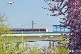 1989万人次！清明假期西安地铁客流组织平稳有序图片