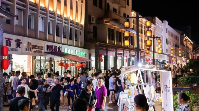 昌化车站：杭州很远，昌化很近