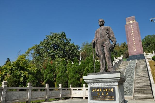 从北京自驾到云南 感受抗战之十：飞机制造厂