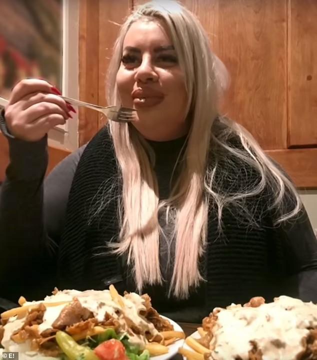 为打造全球最大臀部，她常年做高风险手术，从美女整成了半人马?
