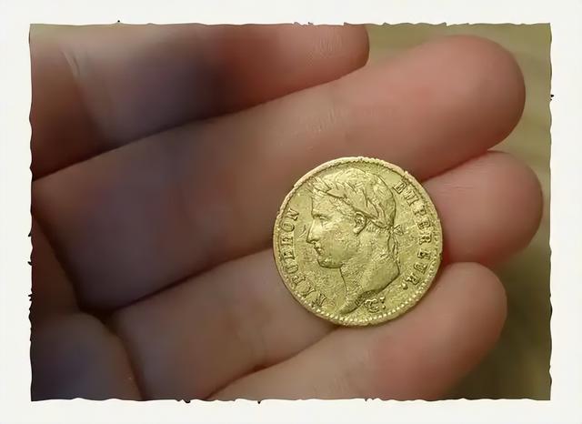 两名登山者发现金币金手镯3.7公斤，专家：藏宝时间最多100年出头