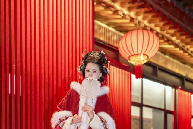 从古至今，见面打招呼的时候怎样称呼女性呢？