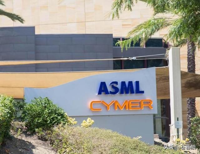 荷兰正式禁售DUV光刻机，中方别无选择，只能坚定自主制造破局