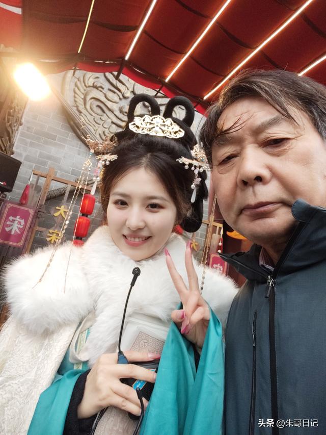 马年初10独自开封清明上河园记。