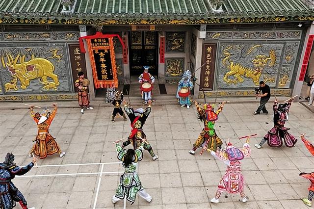 看英歌舞、吃大鼎饭、逛古村落……本周六活动重启，快约起来！