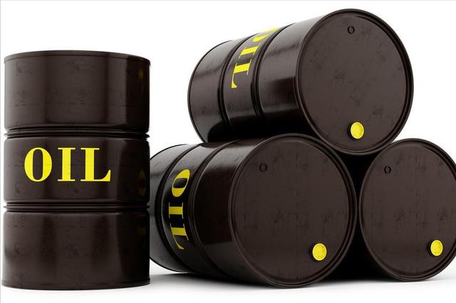 特朗普下达禁令	，不许3国购买俄油，违者500%关税，中方画下红线