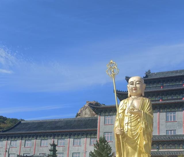 秋游蛇洞山二首