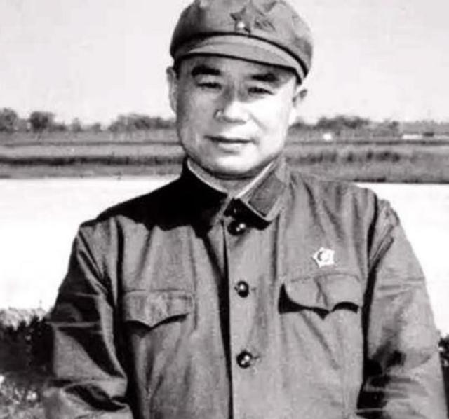2007年，韩岫岩因病去世，临终前最后一句话：王近山是我的好朋友