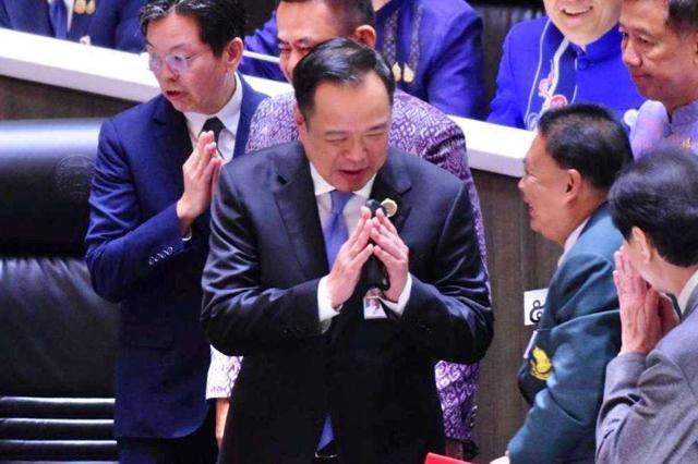 阿努廷当选总理后，佩通坦首发声：立场坚定，总结三个重点