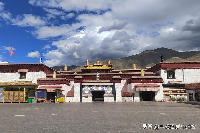 山南市：走进昌珠寺