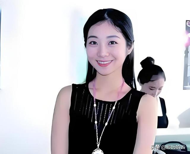 “买英国精子生3娃”的山东女人	，8年后现状曝光！如今她后悔不？