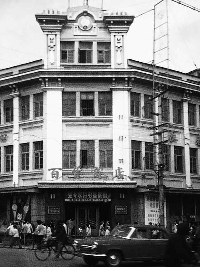 护送大孙女回长春、顺路欣赏历史建筑