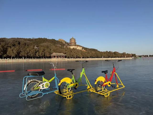 颐和园昆明湖，北京规模最大天然冰场开滑了！