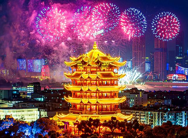 没有哪个城市能替代武汉成为湖北省会，而且武汉直辖近期概率较低