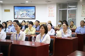消防进物业 提升业主生活安全保障——防城港市消防救援支队走进物业公司开展消防安全培训图片