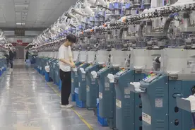 这家袜企冲刺全年5亿产值目标图片