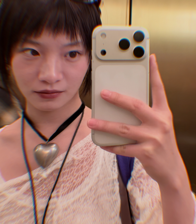 私生活"混乱"？定居国外的"风流才女"徐静蕾，为自己的行为买了单