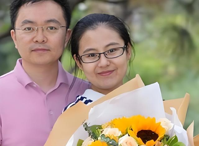 老天太残忍！蔡磊妻子痛苦自曝处境，丈夫濒临死亡，可怜6岁儿子