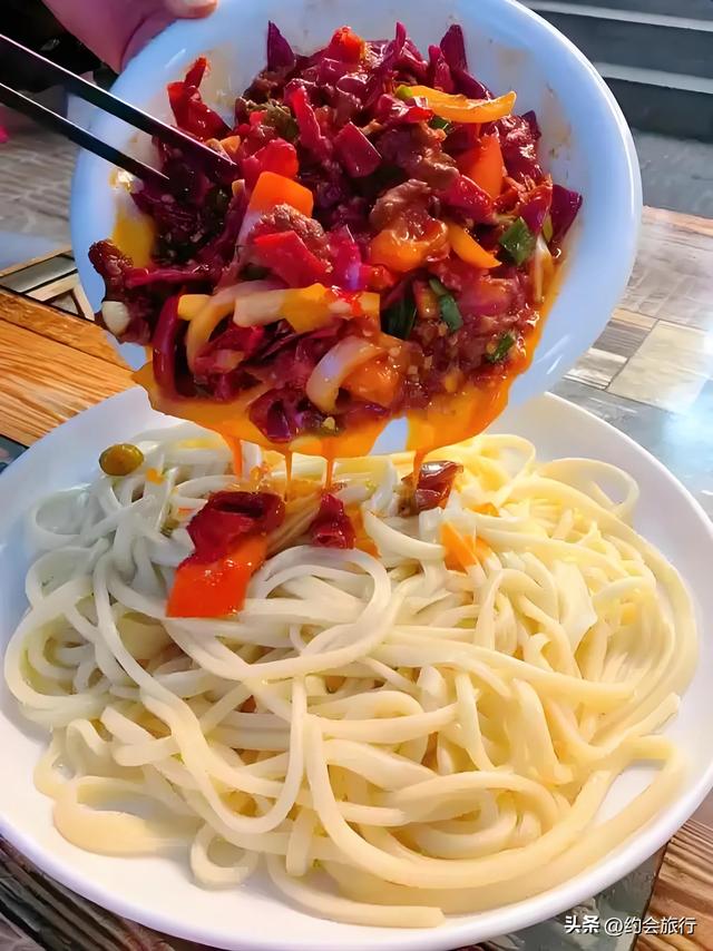 为啥说去新疆旅游最重要的是钱带够？得知真相后，我吓一大跳