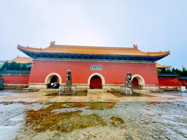 雨中西岳庙（渭南华阴市西岳庙）