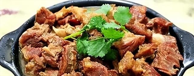 老辈人说的猪肉别放花椒，我试了试确实有道理