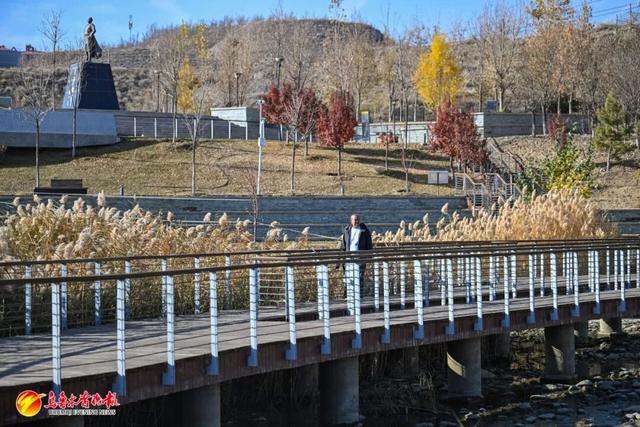 收藏！乌鲁木齐秋日Citywalk好去处，这几个新公园必逛