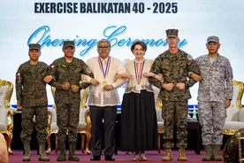 用实弹回应山东舰？菲律宾成中美航母战场，是菲方求来的“福分”图片