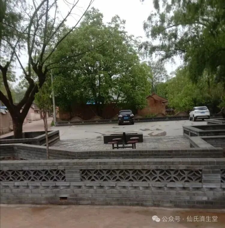 4ce29fa8f58eaf7c21aa2b5ebe1ba16f.jpg nEO_IMG_6.jpg