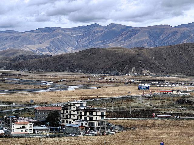 2024深秋四川行08 斯丁措、康定机场、塔公草原