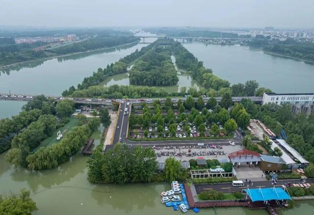 开学周末去哪玩？枣庄在校大学生游台儿庄古城门票免费，解锁秋日研学+打卡双重体验