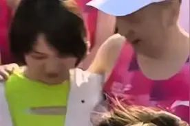 无锡马拉松曝"牵手门"反转！董事长被误认男主？这届网友破案太猛图片