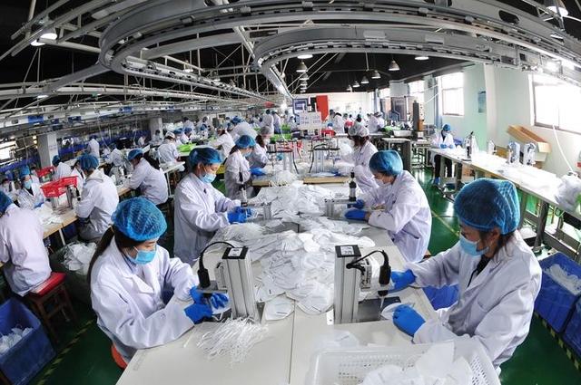 5 年前	，靠倒卖口罩一年赚 60 亿元，住 5 万一夜酒店的他，如今咋样了