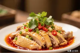 夏日救命菜！四川祖传凉拌鸡秘方大公开，三黄鸡这样做一口入魂图片