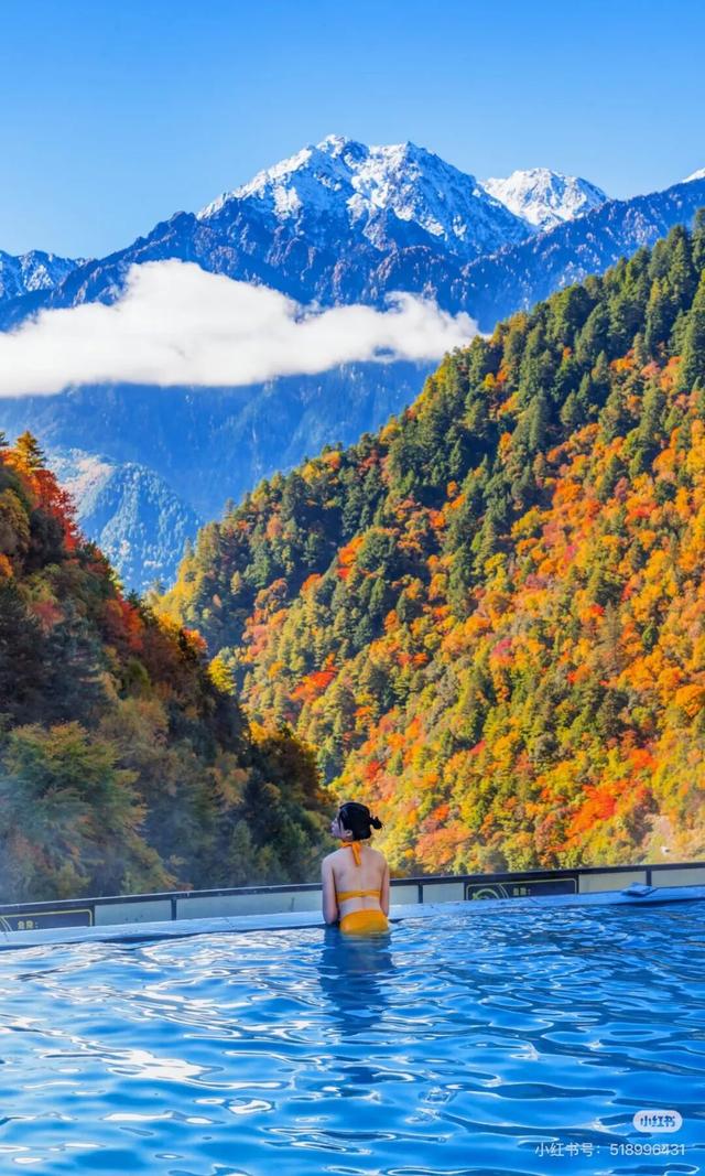 今年理县红叶开挂了！红得惊动天地，美到不可方物