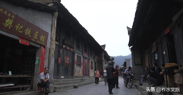 跟着《主角》第一集打卡同款秦岭山水