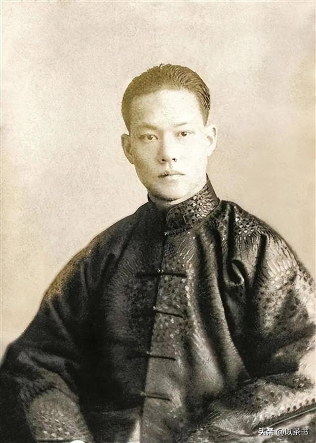她是上海首席名媛，和戏子私奔生下6个孩子，如今个个都家喻户晓