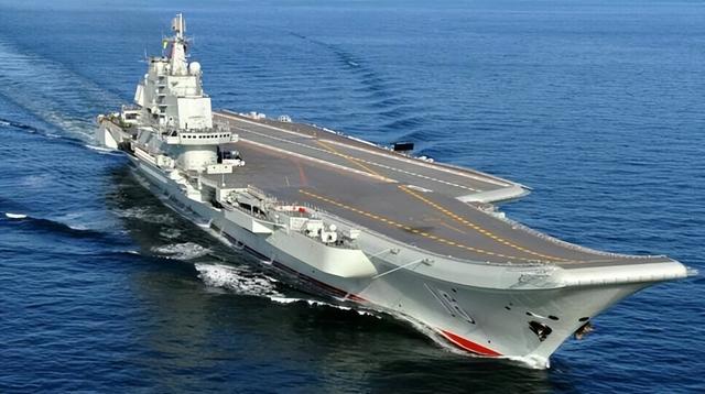 特朗普阴谋难藏！造黄金战舰或是烟雾弹，背后还有更大算计？