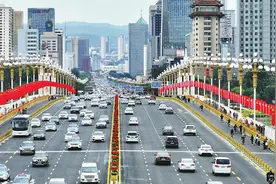 一条街点亮一座城 三晋第一街蝶变之旅彰显“锦绣太原城”勃勃生机图片
