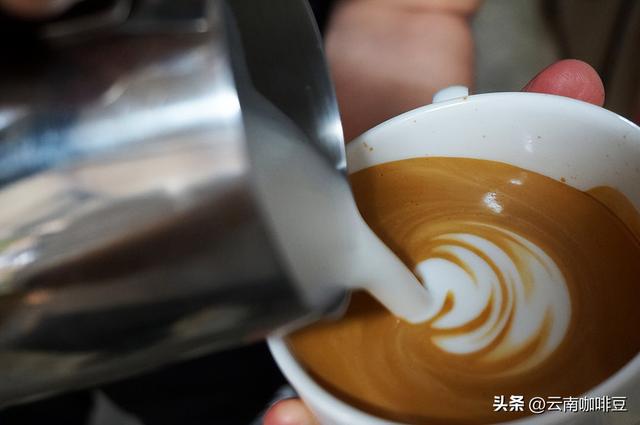 欧蕾咖啡和拿铁咖啡有什么区别？