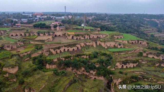 2025年中国的10大油气田，各有特色，凭实力跻身大型油气田
